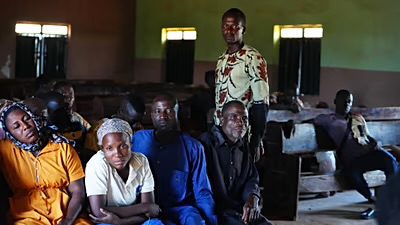 Enlèvement de 25 lycéennes au Nigeria : les familles plongées dans l’inquiétude